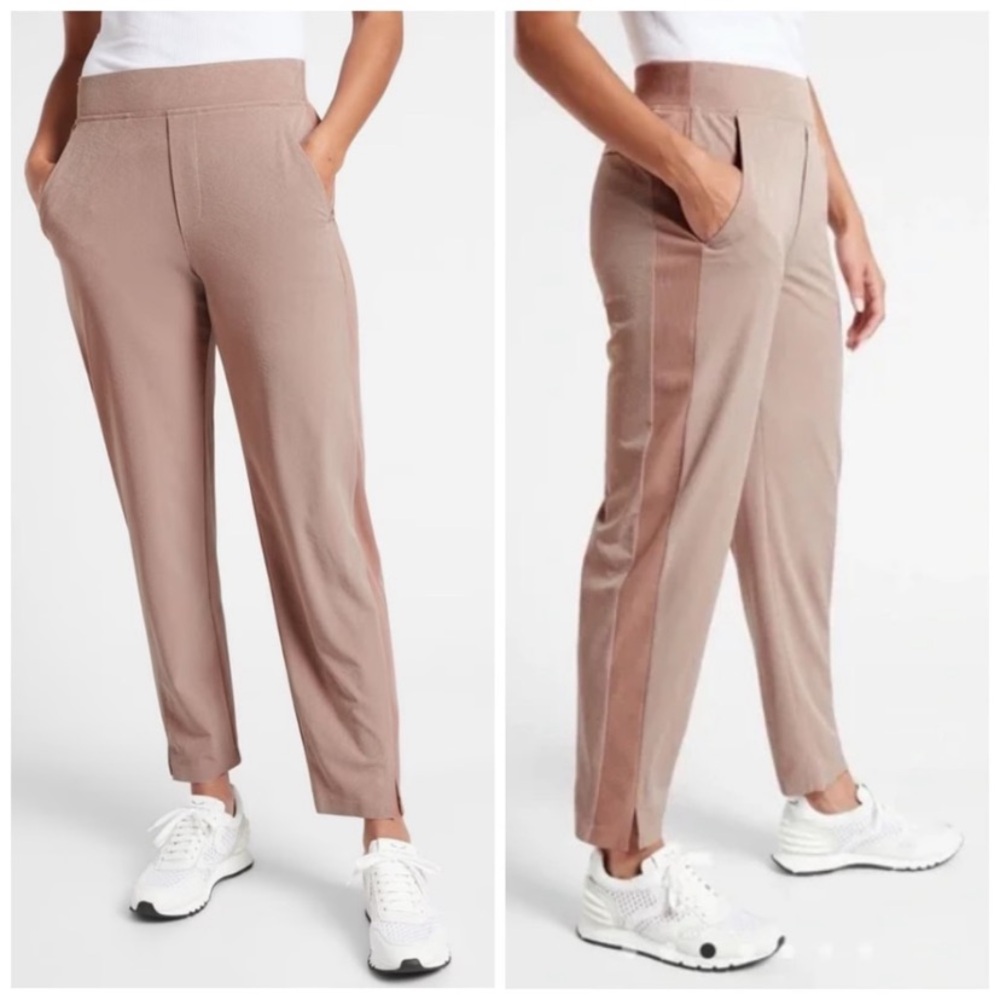Athleta Brooklyn Textured Jogger